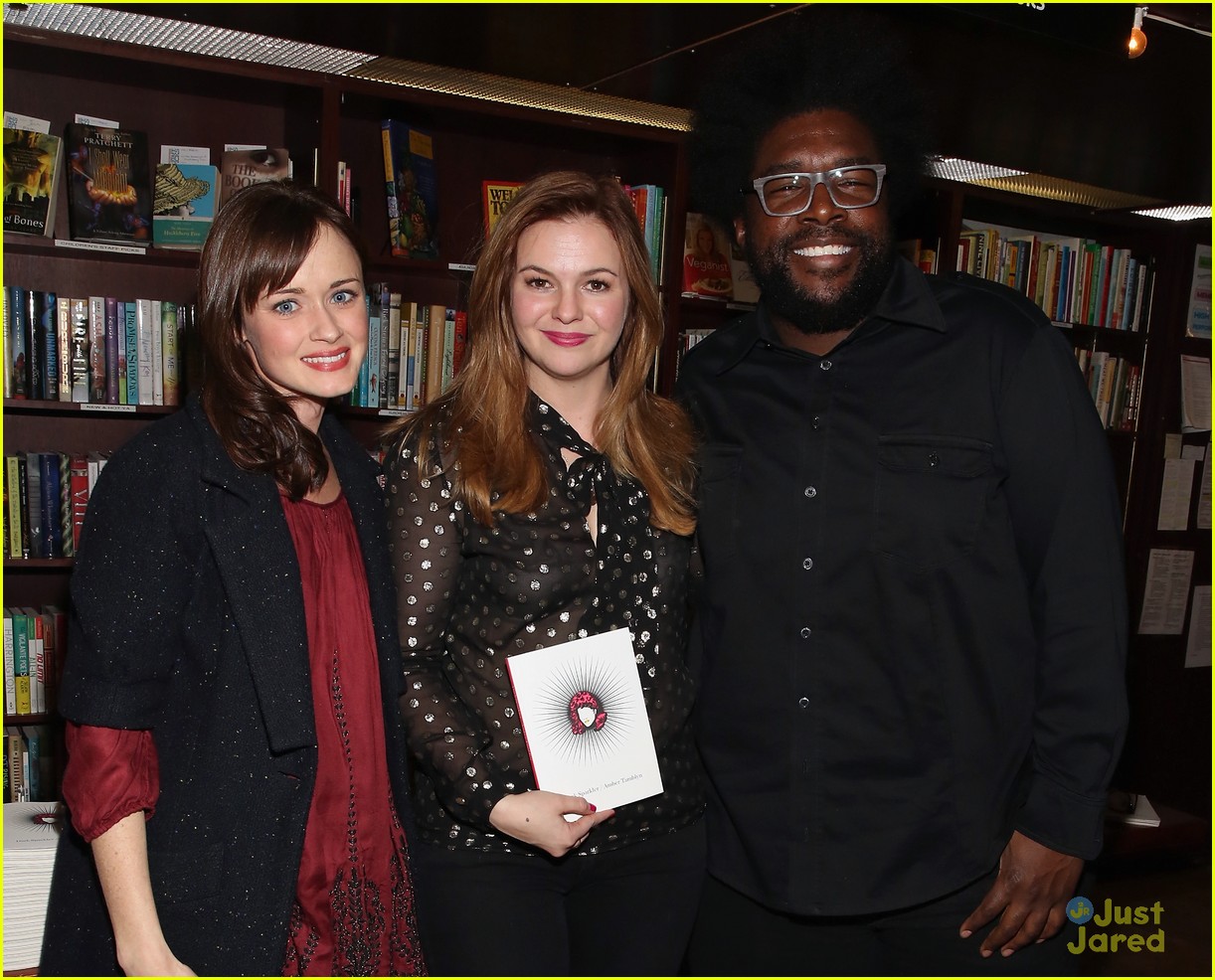 alexis bledel amber tamblyn book release party 08
