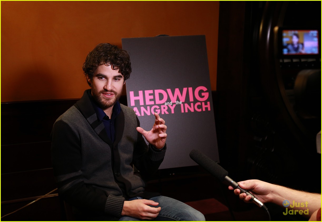 darren criss hedwig and the angry inch photo call 13