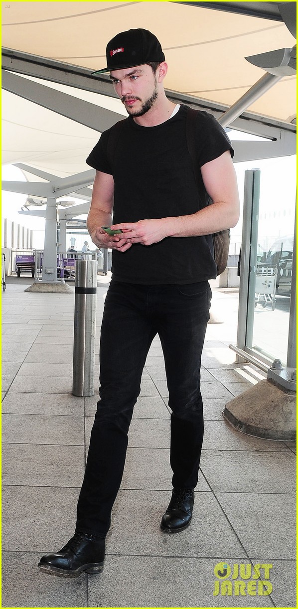 nicholas hoult steps out after dianna agron dating rumors 07