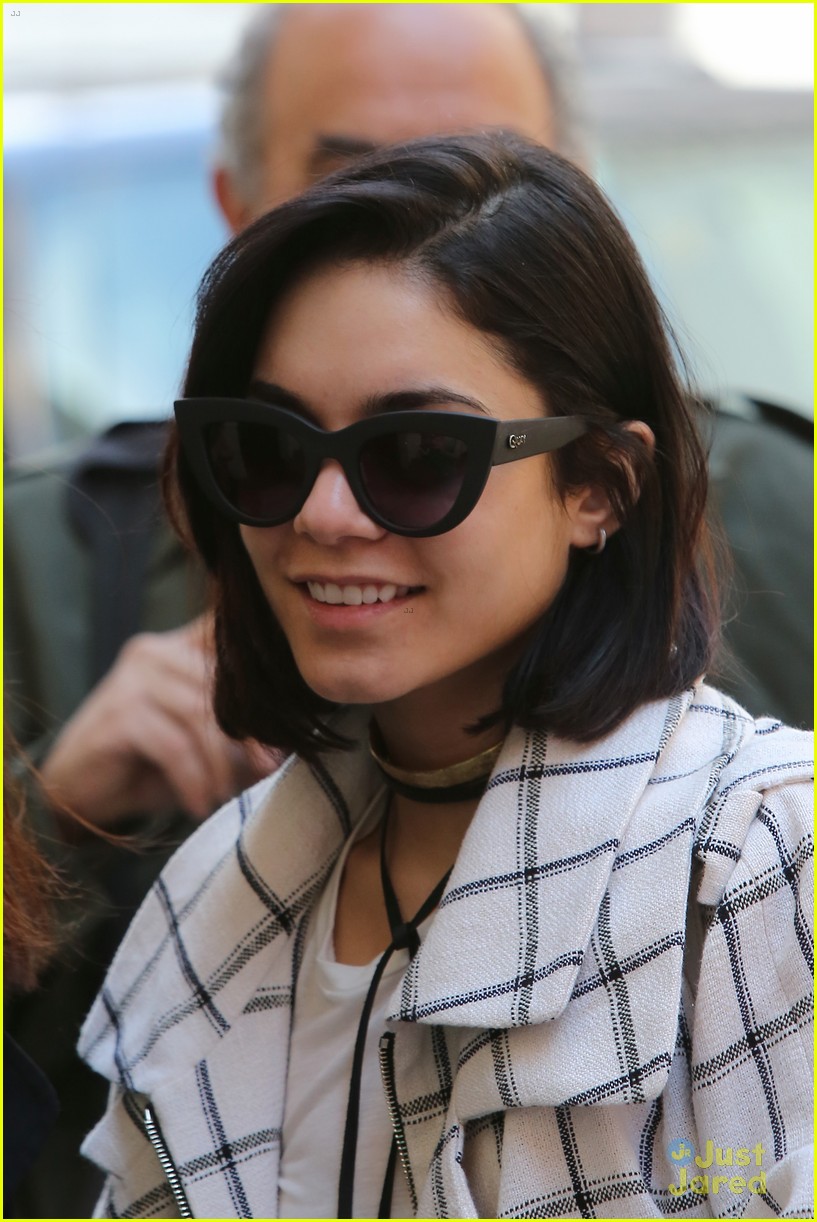 vanessa hudgens doesnt see people as gay or straight 13
