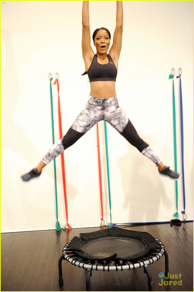 keke palmer encourages girls to stay active during fitness class 03