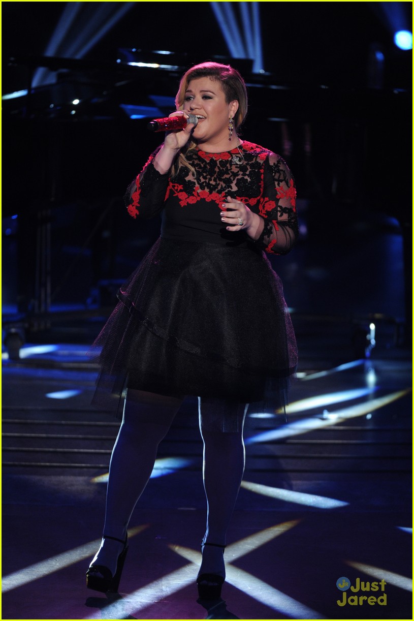 Kelly Clarkson Performed Her Original Audition Song on 'American Idol' Last  Night - Watch Here!: Photo 794787 | American Idol, Kelly Clarkson,  Television Pictures | Just Jared Jr.