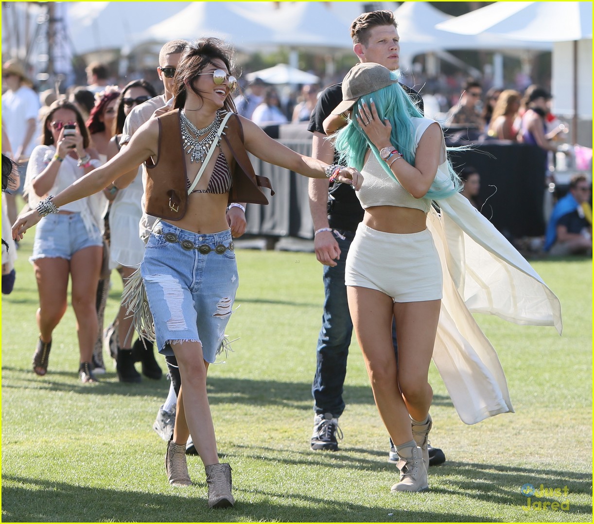 kendall kylie jenner celebrate siblings day at coachella 13