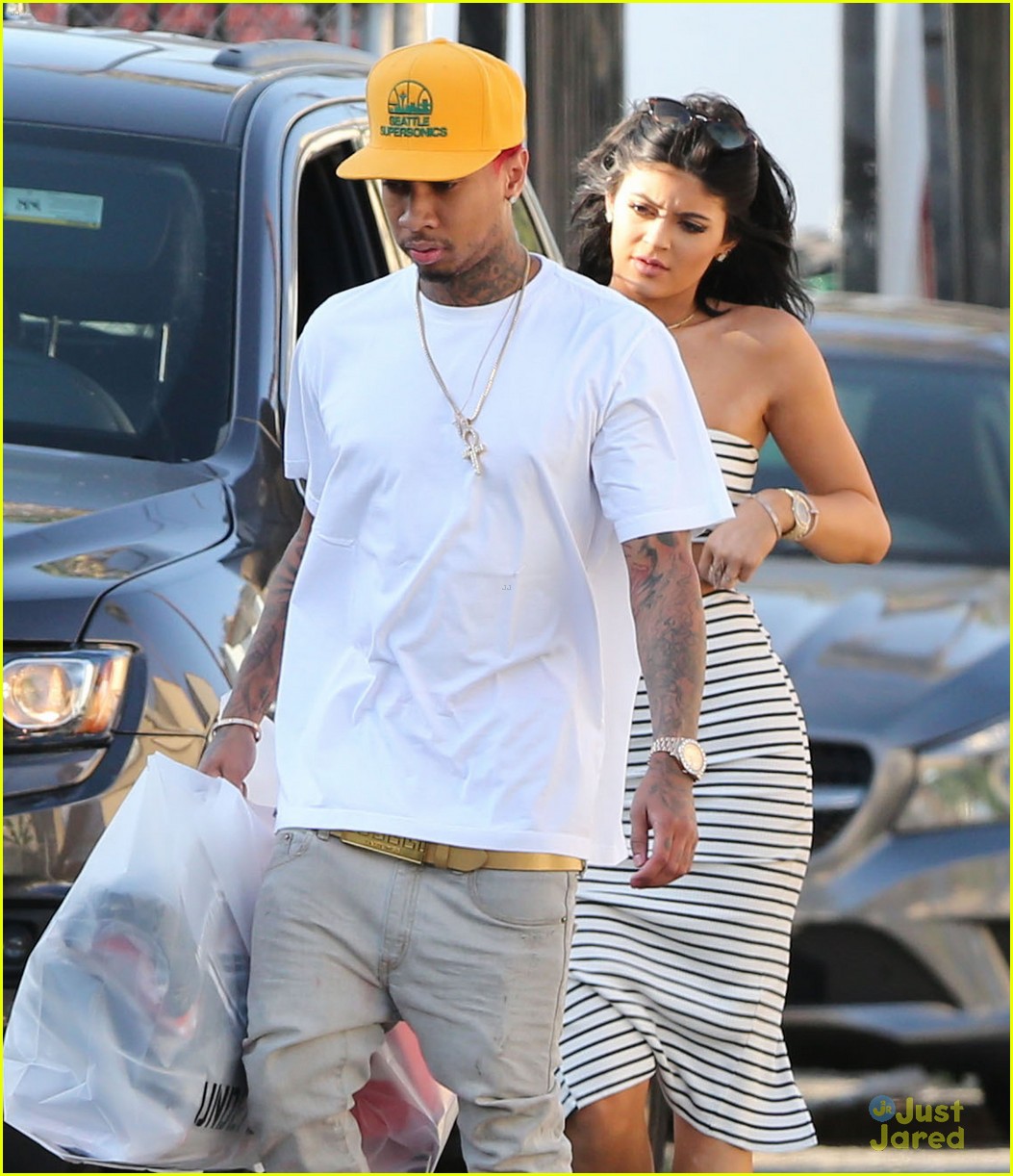 kylie jenner tyga step out together for a shopping trip 11