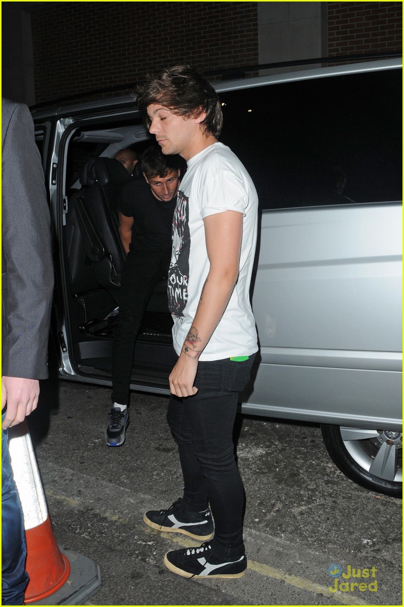 louis tomlinson soccer game libertine night out 13