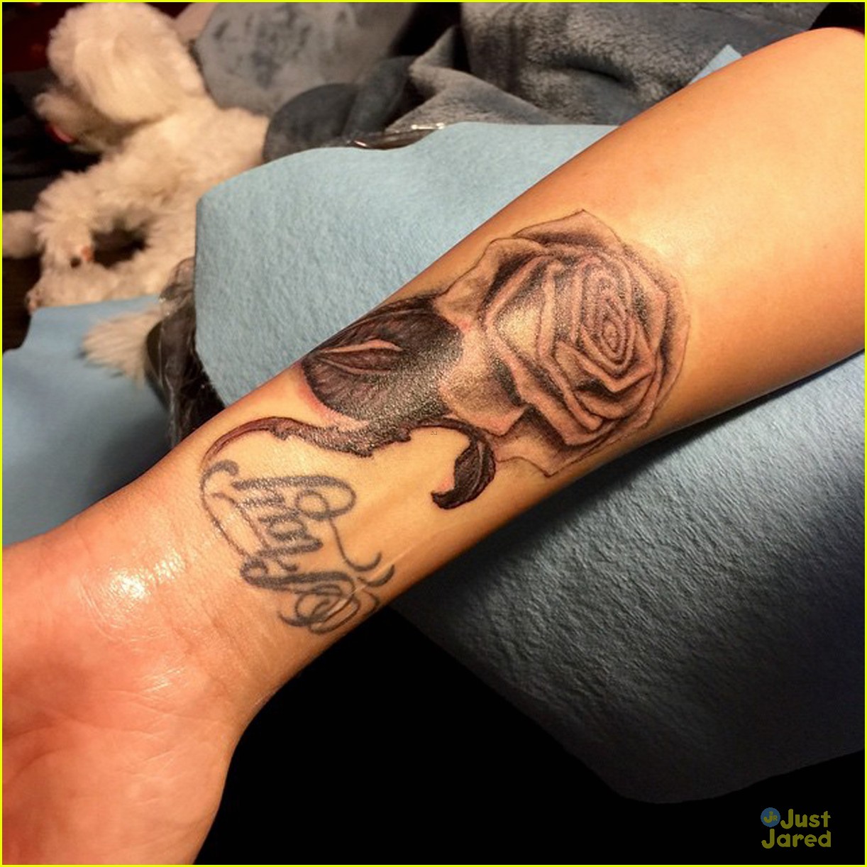 Boston Rogoz Tattoo : Tattoos : New : rose cover-up hand tattoo