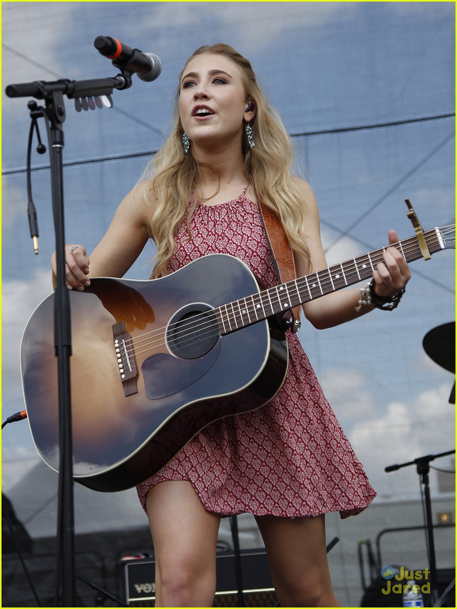 maddie tae party for cause festival pics 09