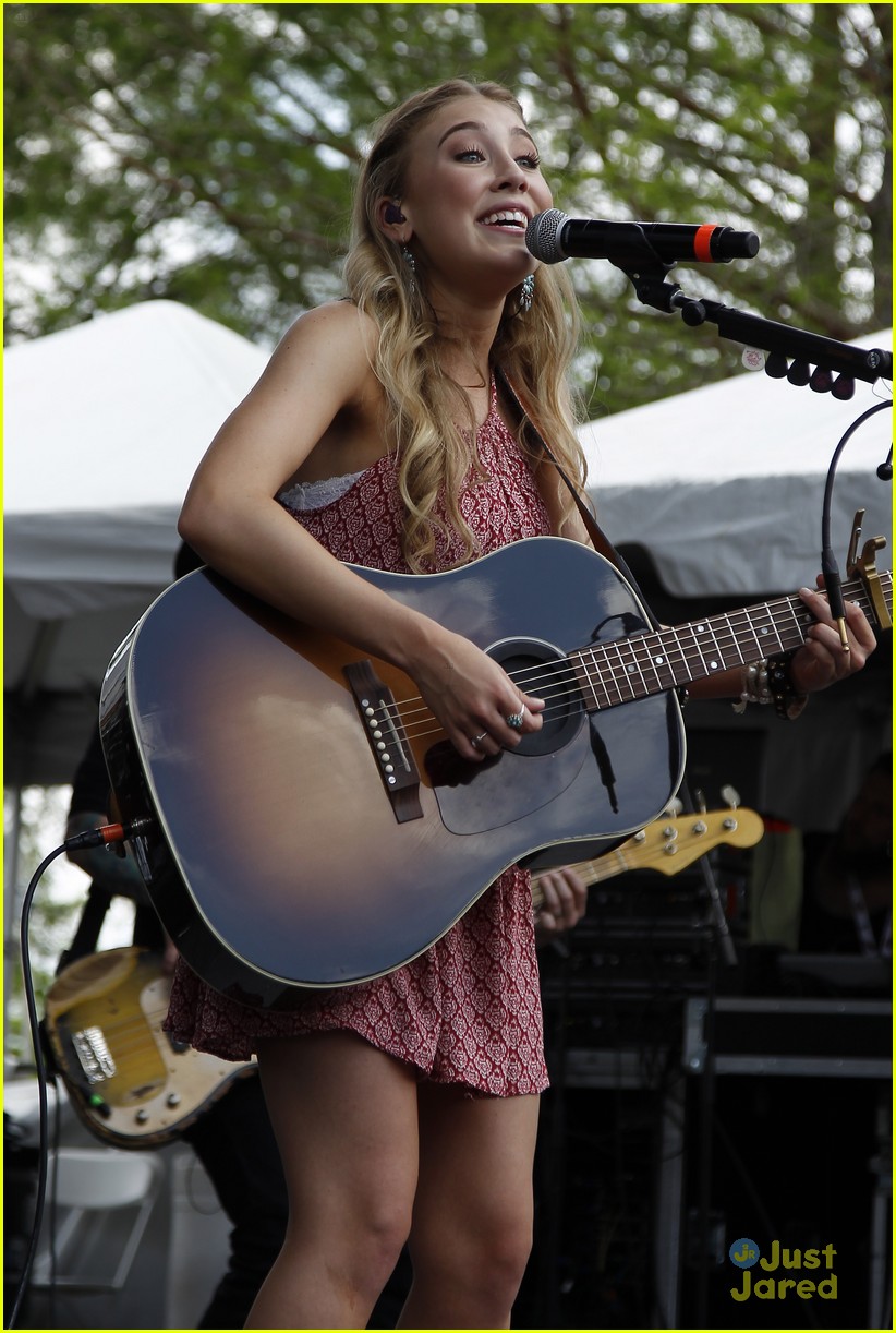 maddie tae party for cause festival pics 17