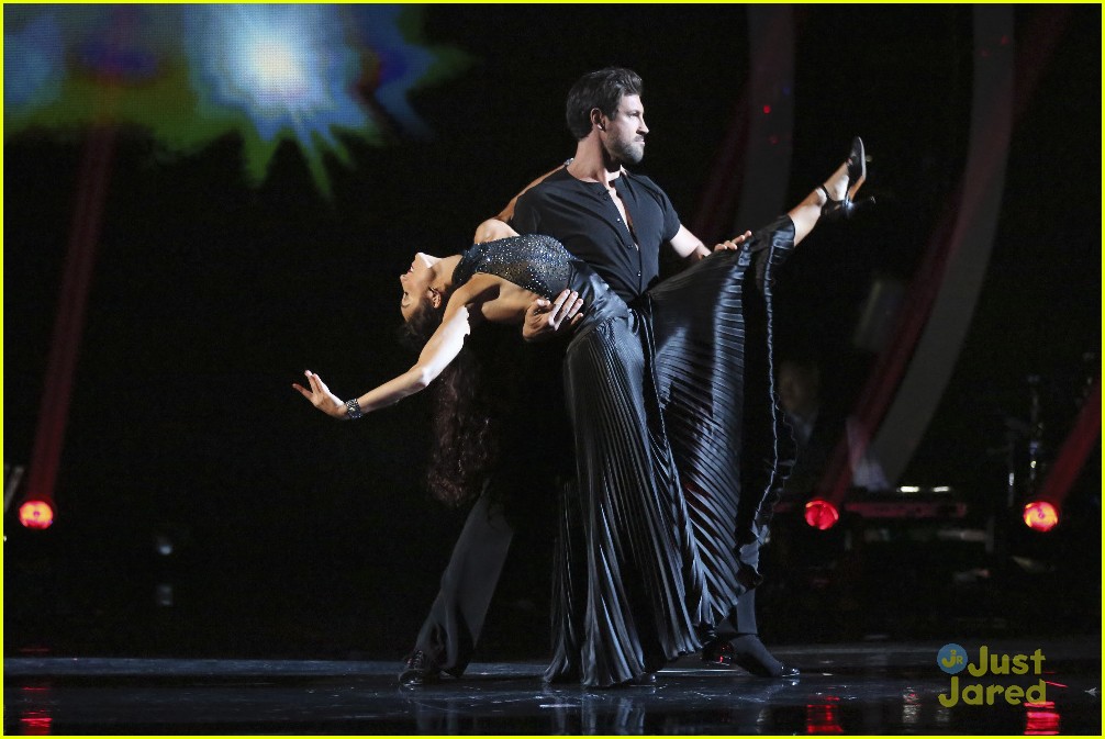 meryl maks witney alfonso dwts 10th special 18