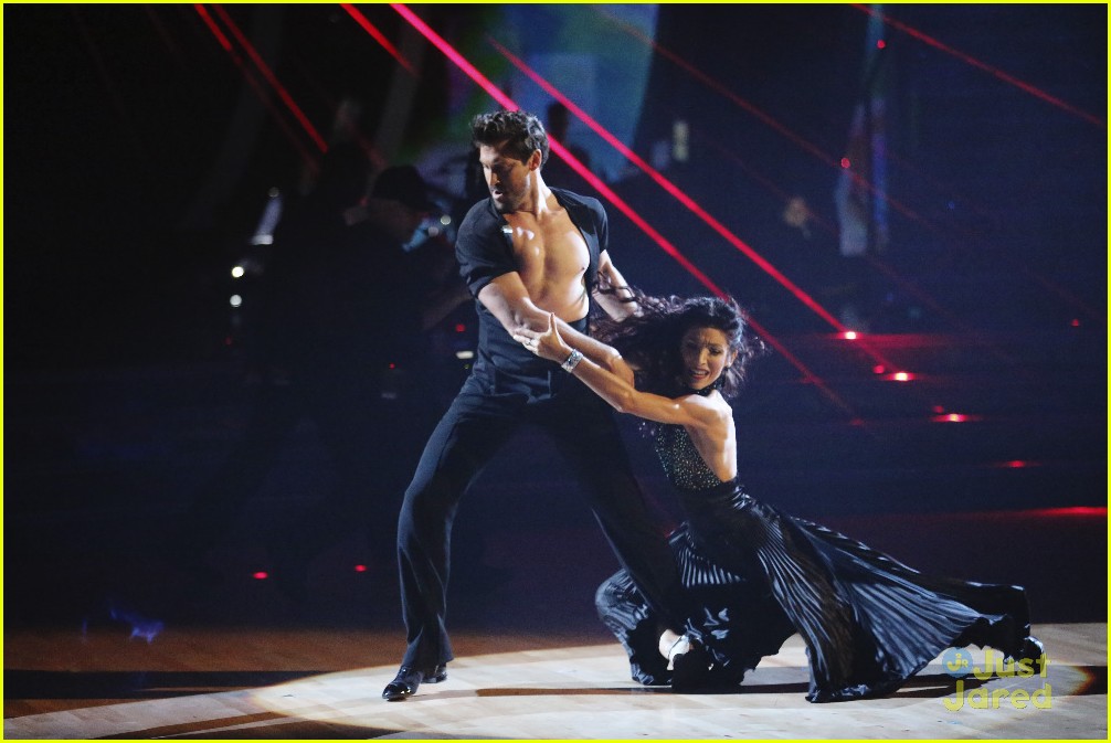 meryl maks witney alfonso dwts 10th special 21