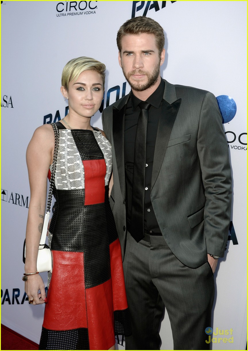 miley cyrus liam hemsworth hanging out again 05