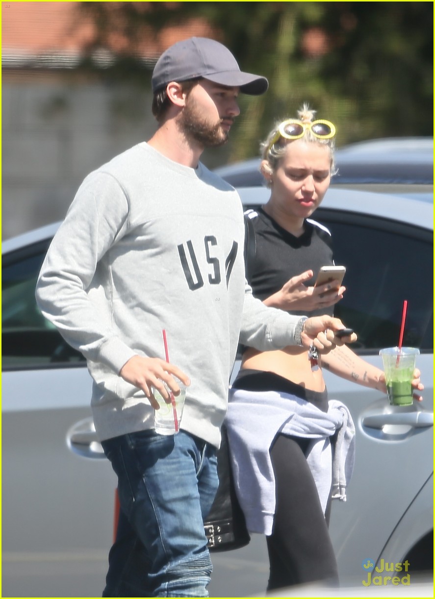 miley cyrus patrick schwarzenegger show theyre still going strong 10