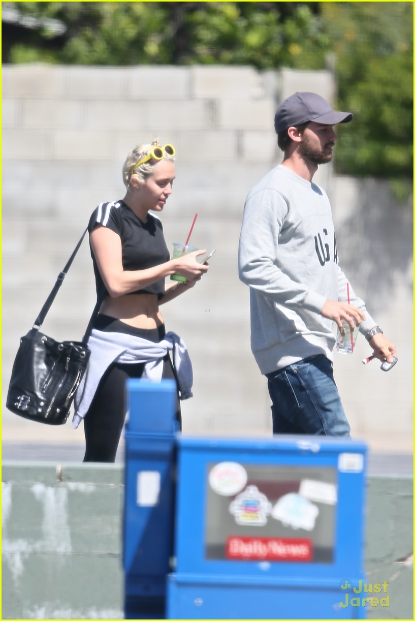 miley cyrus patrick schwarzenegger show theyre still going strong 21