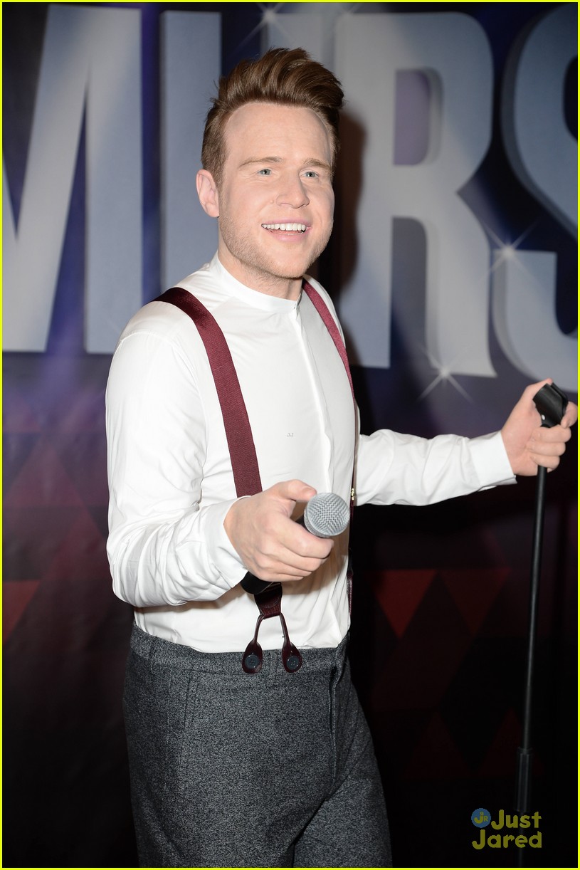 olly murs debuts wax figure before nbb tour opener 13