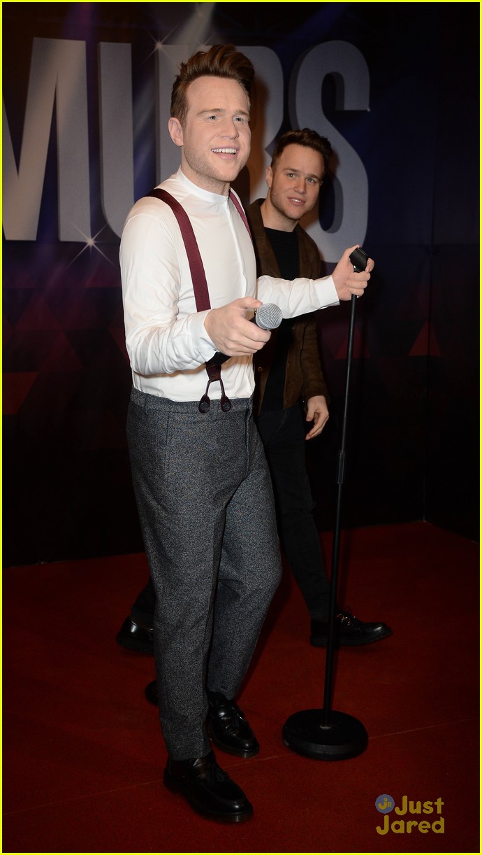 olly murs debuts wax figure before nbb tour opener 14