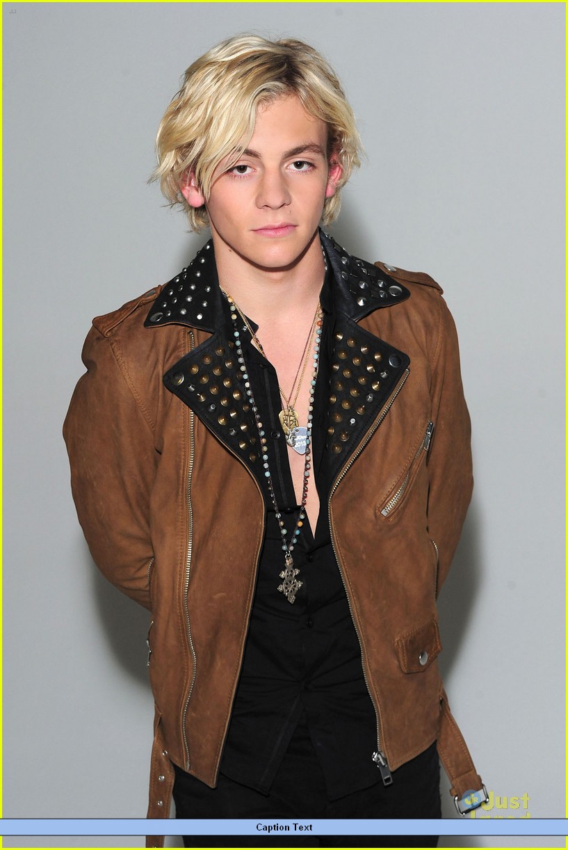 r5 lets not be alone tonight pics teaser video 01