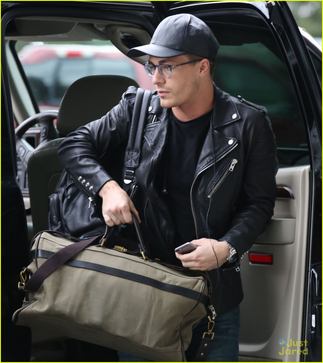 colton haynes returns from vancouver 04