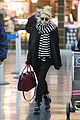 emma roberts flies to nyc on easter sunday 06