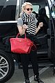 emma roberts flies to nyc on easter sunday 08