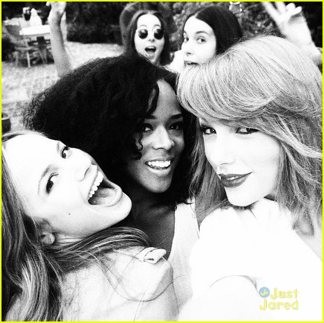 taylor swift adds an empire actress to her friends circle 01