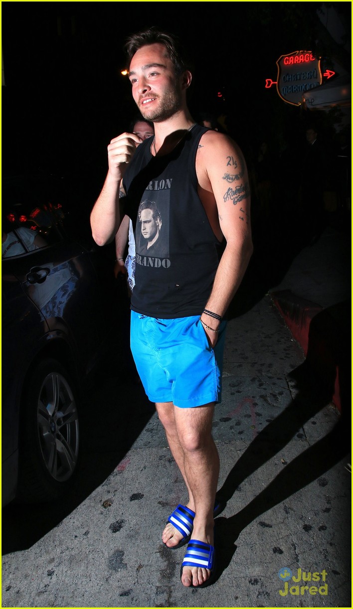 ed westwick looks ready for the beach 08