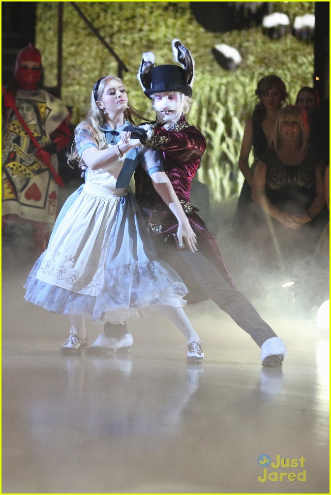 willow mark foxtot alice dwts 04
