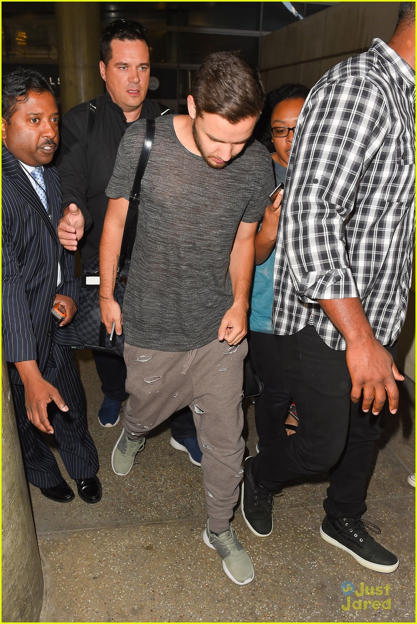 louis liam one direction lax 09