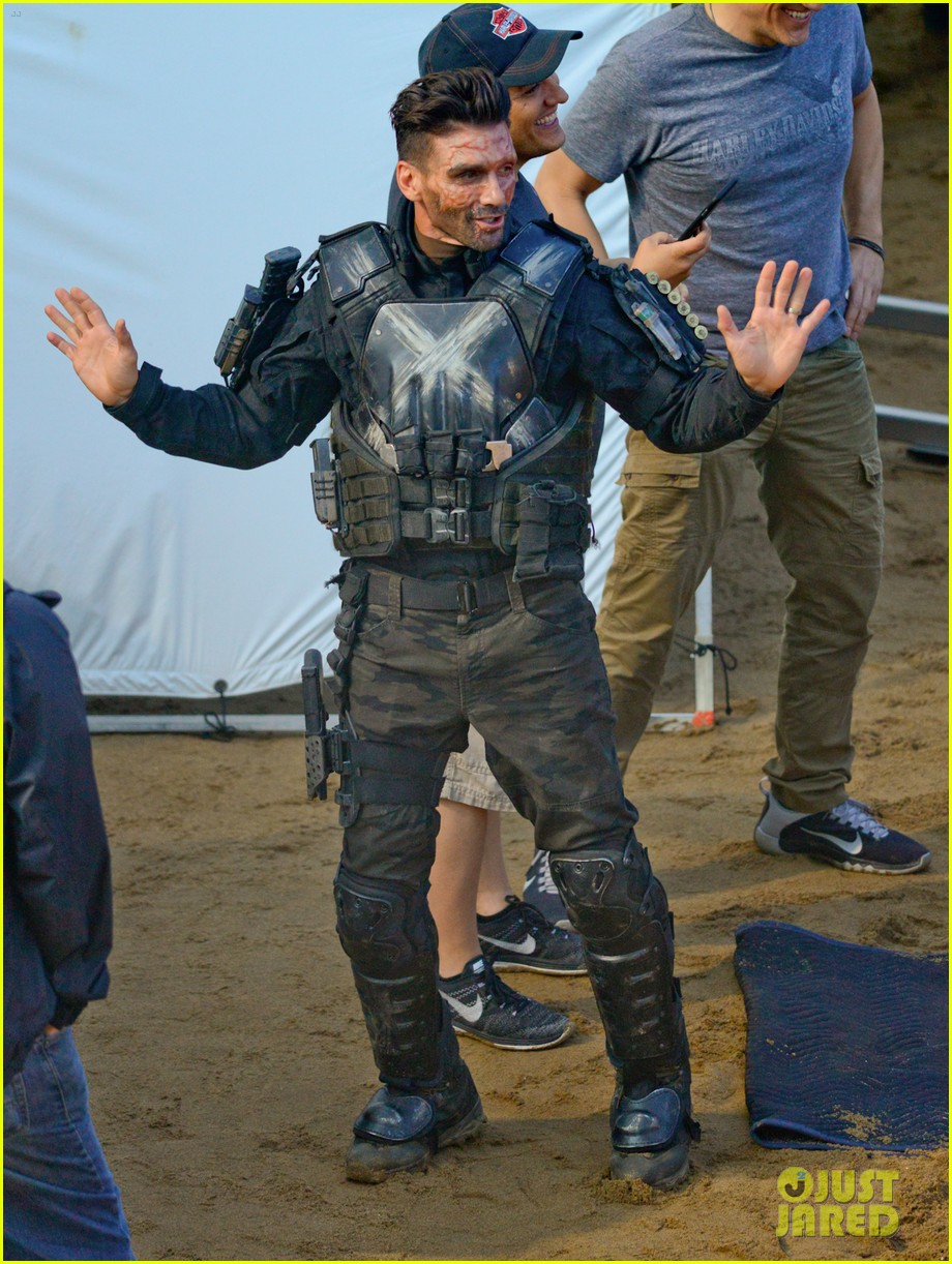 captain america civil war cast had great time on set 32