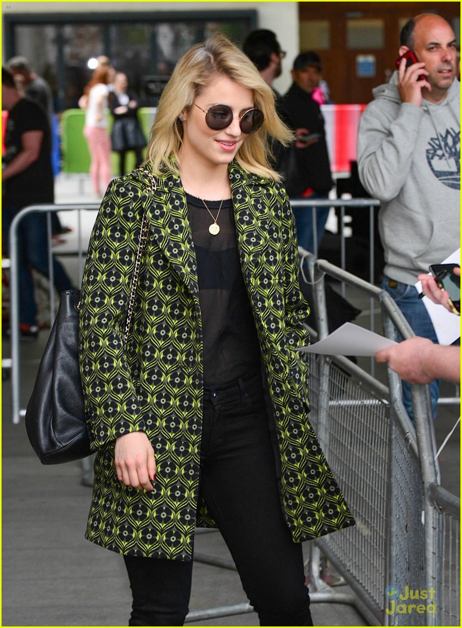 dianna agron greets her fans before another day at work 15