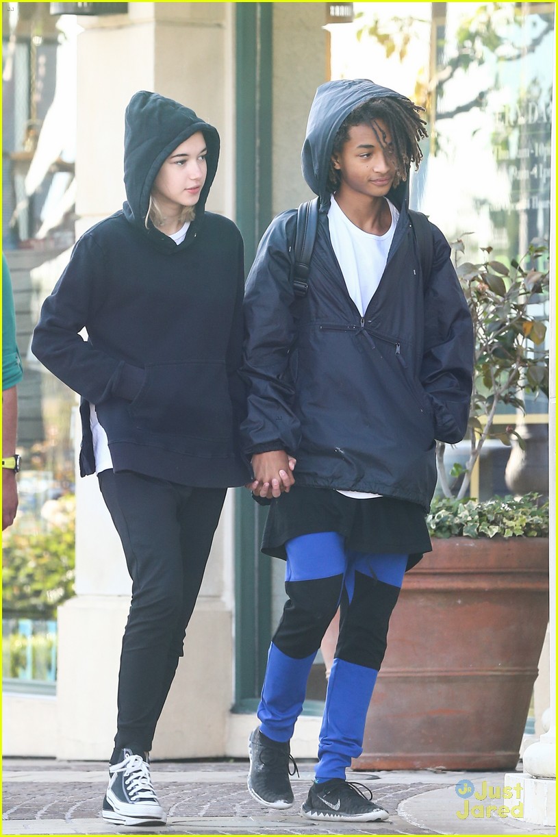 jaden smith holds hands with mystery girl 07