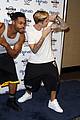 justin bieber joins floyd mayweather at big fight 11