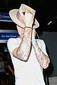 justin bieber flies home for pal floyd mayweathers big fight 15