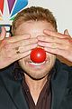 kellan lutz stripped down on stage at red nose day 13