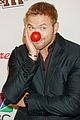 kellan lutz stripped down on stage at red nose day 15