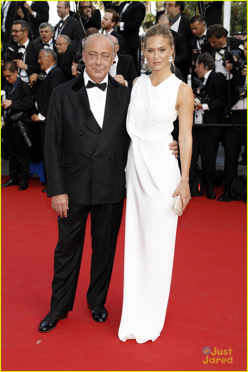 karlie kloss adele exarchopoulos cannes 2015 opening ceremony 19