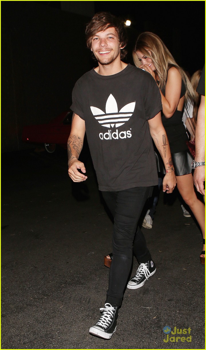 louis tomlinson out los angeles girls 10