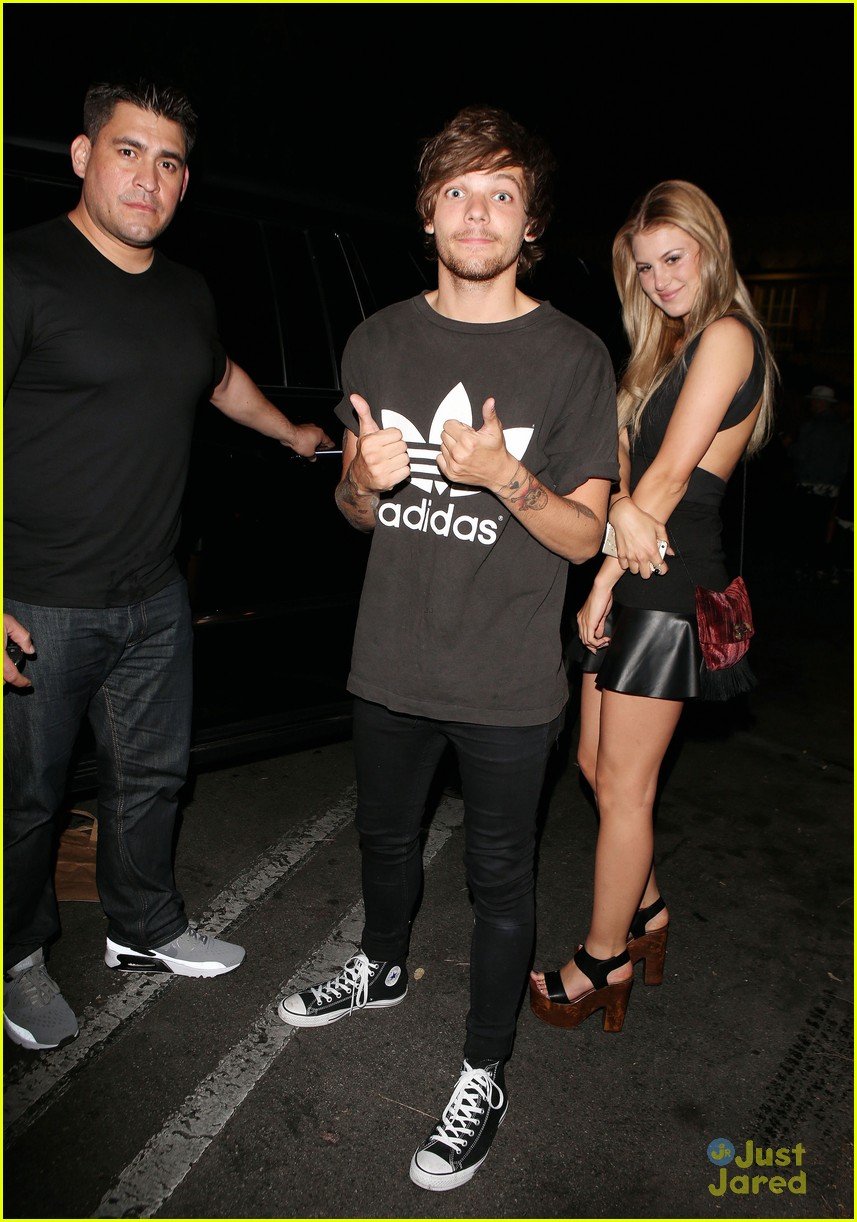 louis tomlinson out los angeles girls 25
