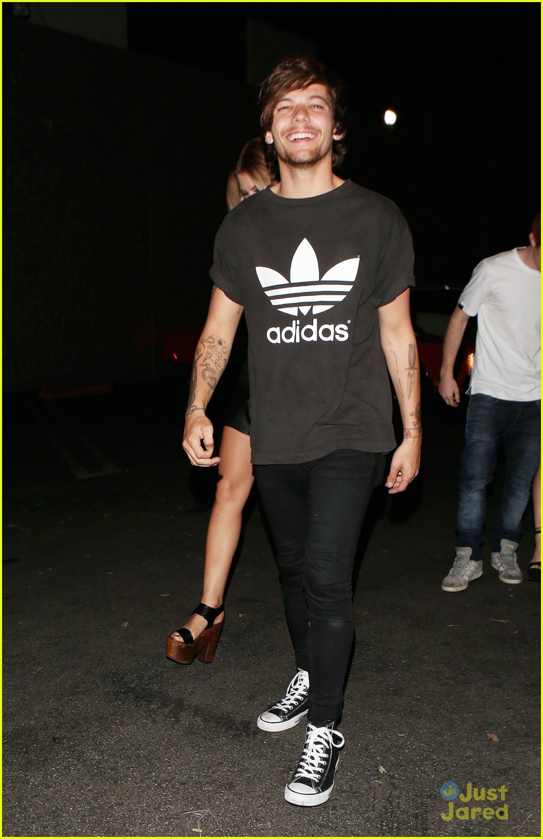louis tomlinson out los angeles girls 26