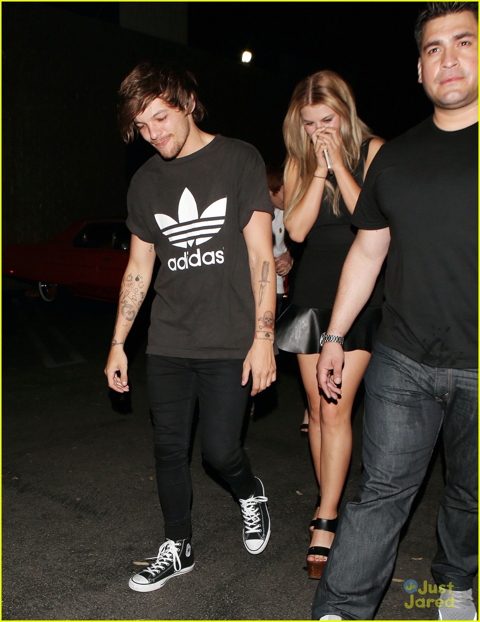 louis tomlinson out los angeles girls 31