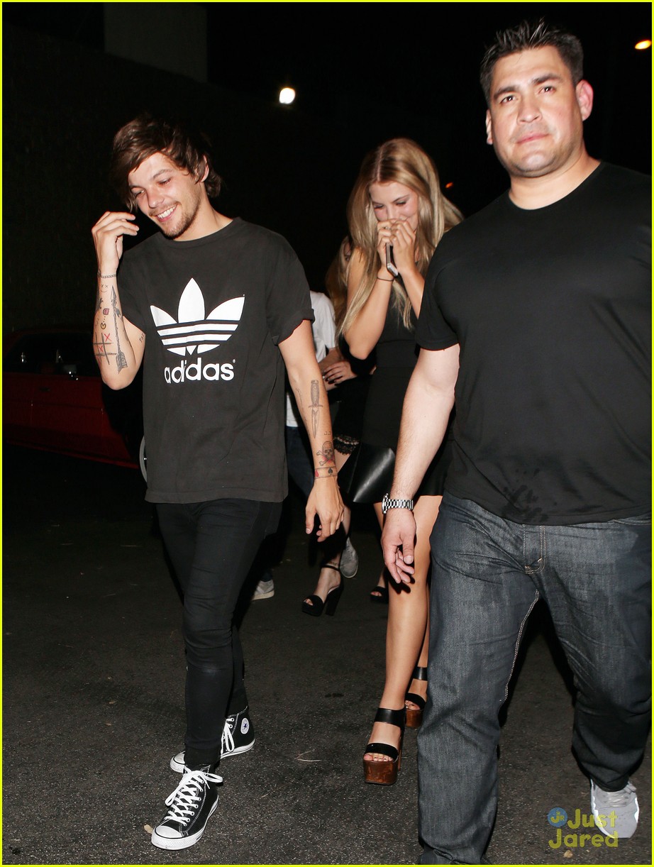 louis tomlinson out los angeles girls 33