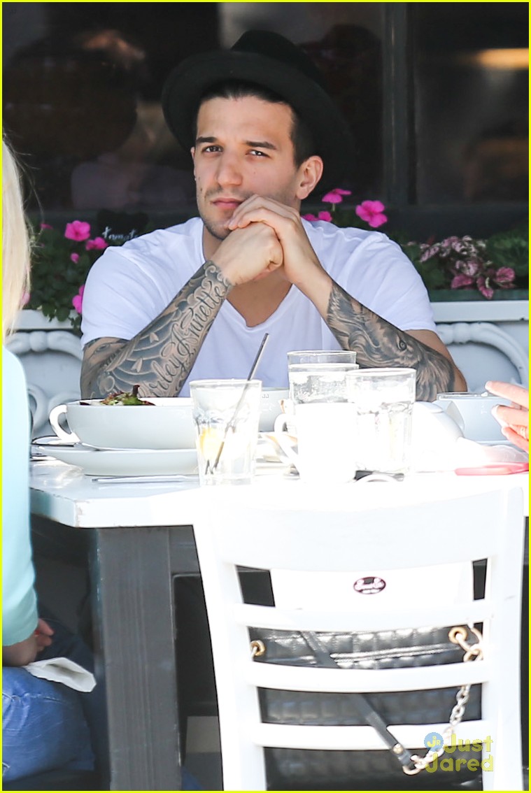 mark ballas lunch stop moving homes 01
