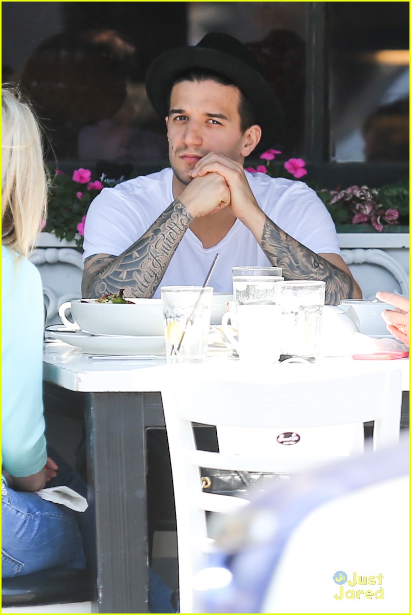 mark ballas lunch stop moving homes 03