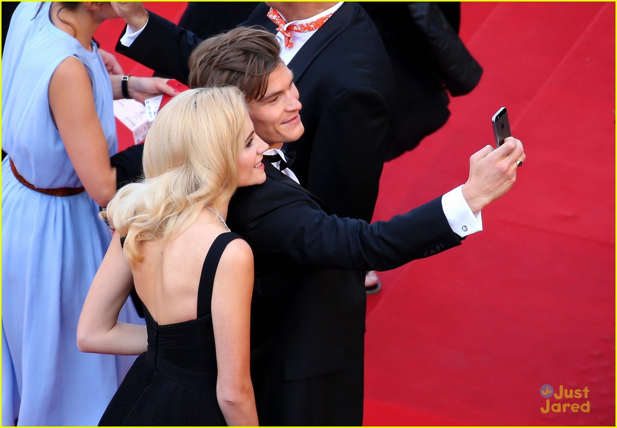 pixie lott oliver cheshire dheepan cannes premiere party 03