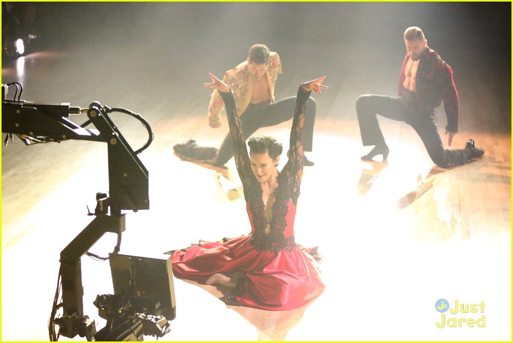 Rumer Willis & Val Chmerkovskiy Head To DWTS SemiFinals After Perfect