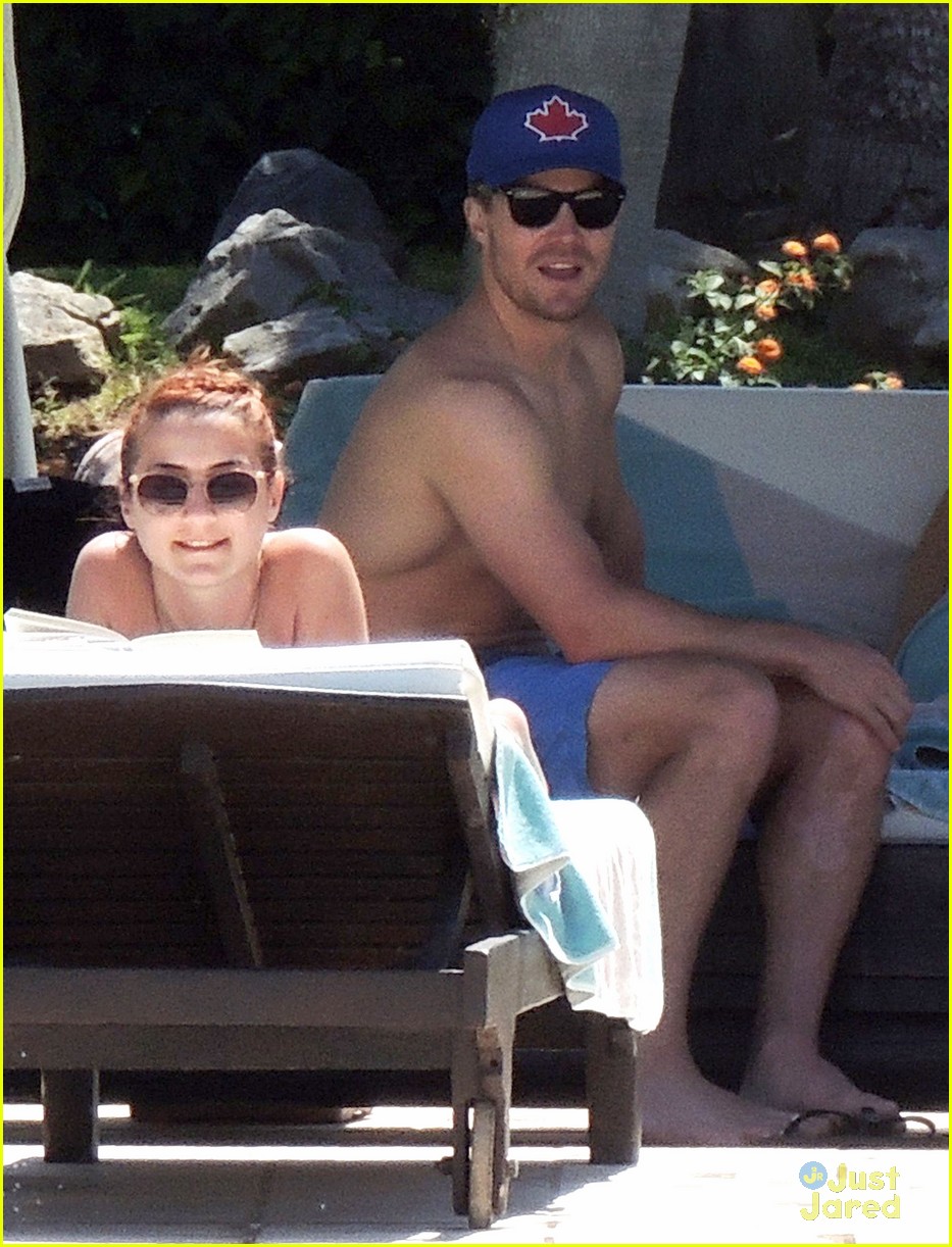 stephen amell goes shirtless on vacation in spain 09