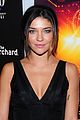 jessica szohr gets support from zach braff at club life 16
