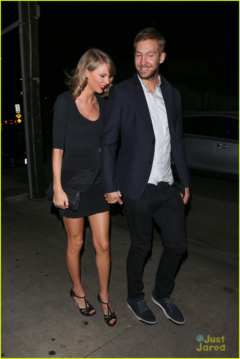 taylor swift calvin harris hold hands on cute date night 10