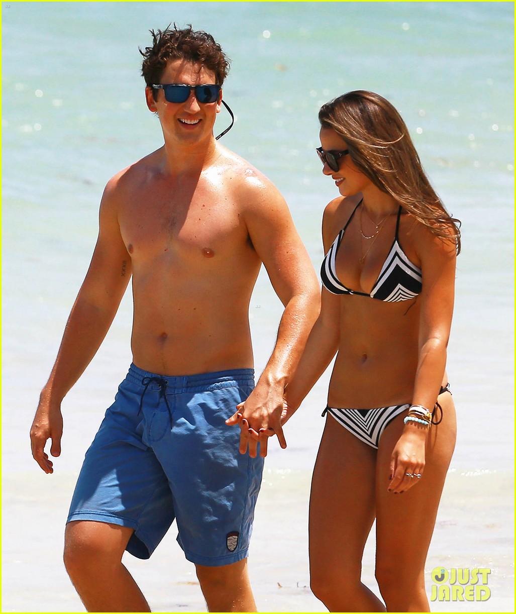 miles teller keleigh sperry continue their vacation 04