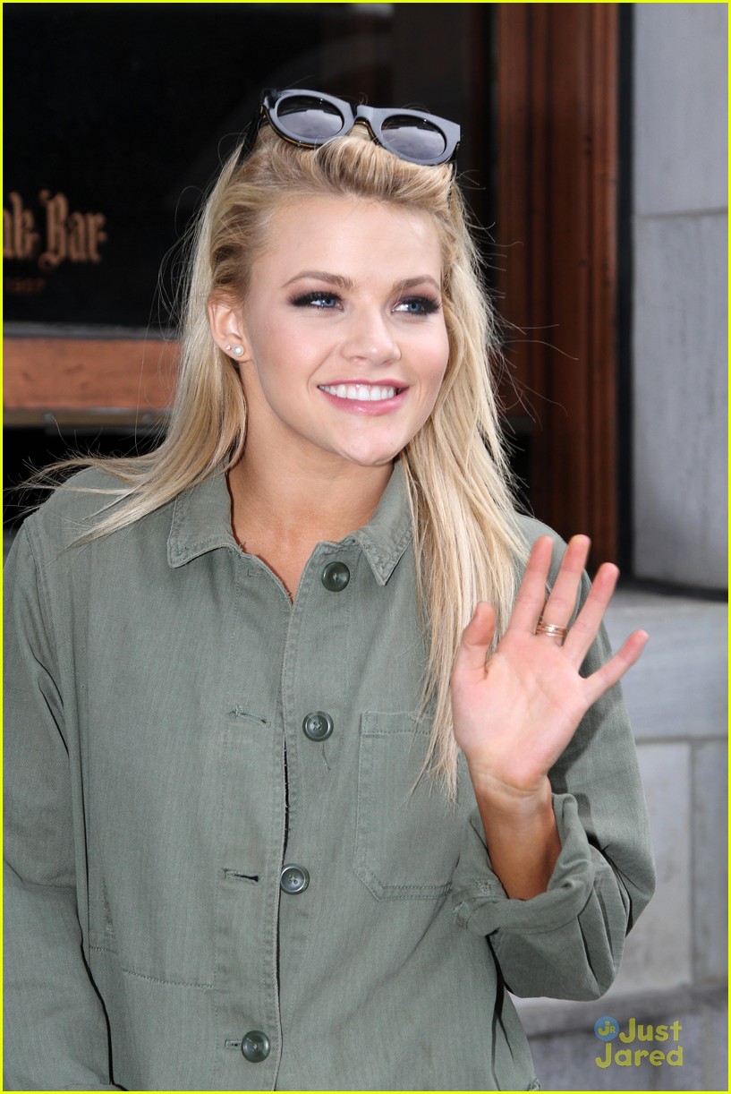 witney carson out nyc will choreograph soules first dance 04