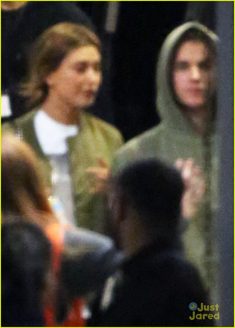 justin bieber travels down to sydney for hillsong church 32